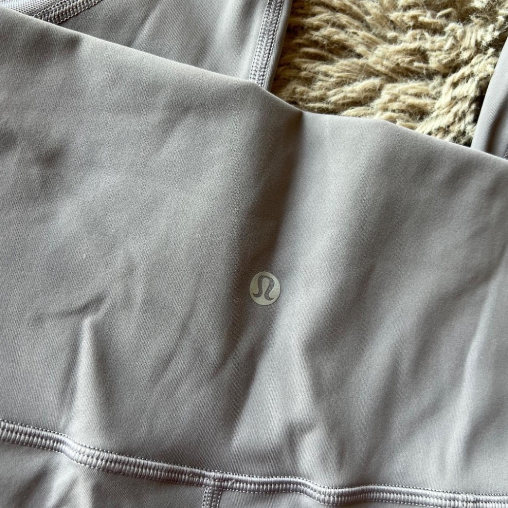 NEW Lululemon Wunder Under Crop High-Rise *Roll Down Scallop Full-On Luxtreme 23 - Picture 3 of 8